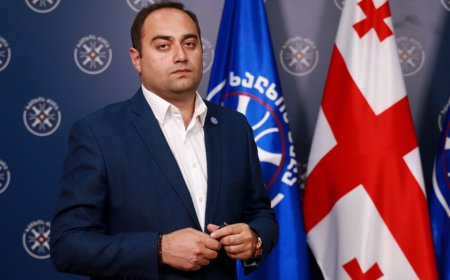 ზურაბ ქადაგიძე ოპოზიციაზე: რას წკმუტუნებენ პარტიების გაუქმებაზე? თავად ამბობენ, რომ ხელისუფლების დამხობის გარდა სხვა გზა არ აქვთ და რა ჯანდაბად უნდათ ფურცელზე რეგისტრირებული პარტია?